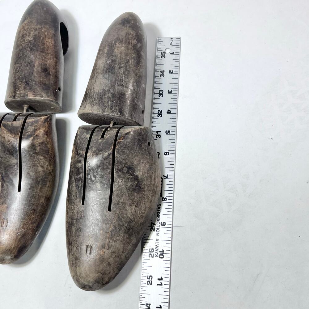 Vintage Pair of Lasts Wooden Shoe Tree Mold Stretcher Form Insert 11" - Picture 14 of 15